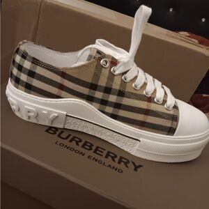 Burberry Women's Checkered Sneakers - White and Brown